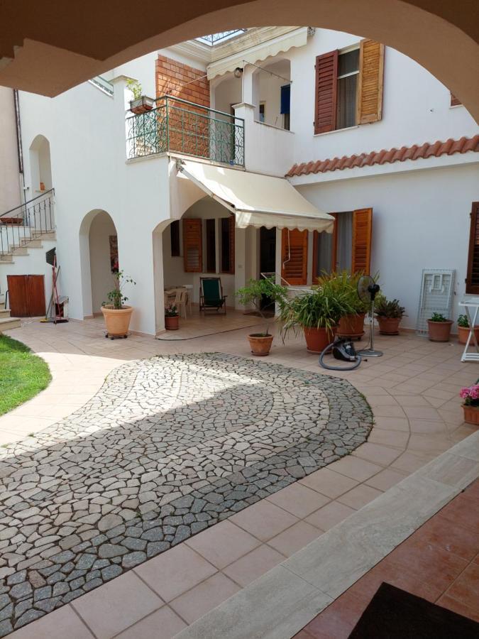 Appartamento Primo Piano Lungomare Santa Maria Navarrese Exteriör bild