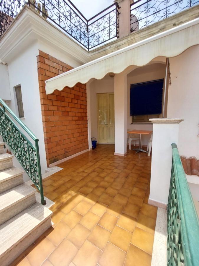 Appartamento Primo Piano Lungomare Santa Maria Navarrese Exteriör bild